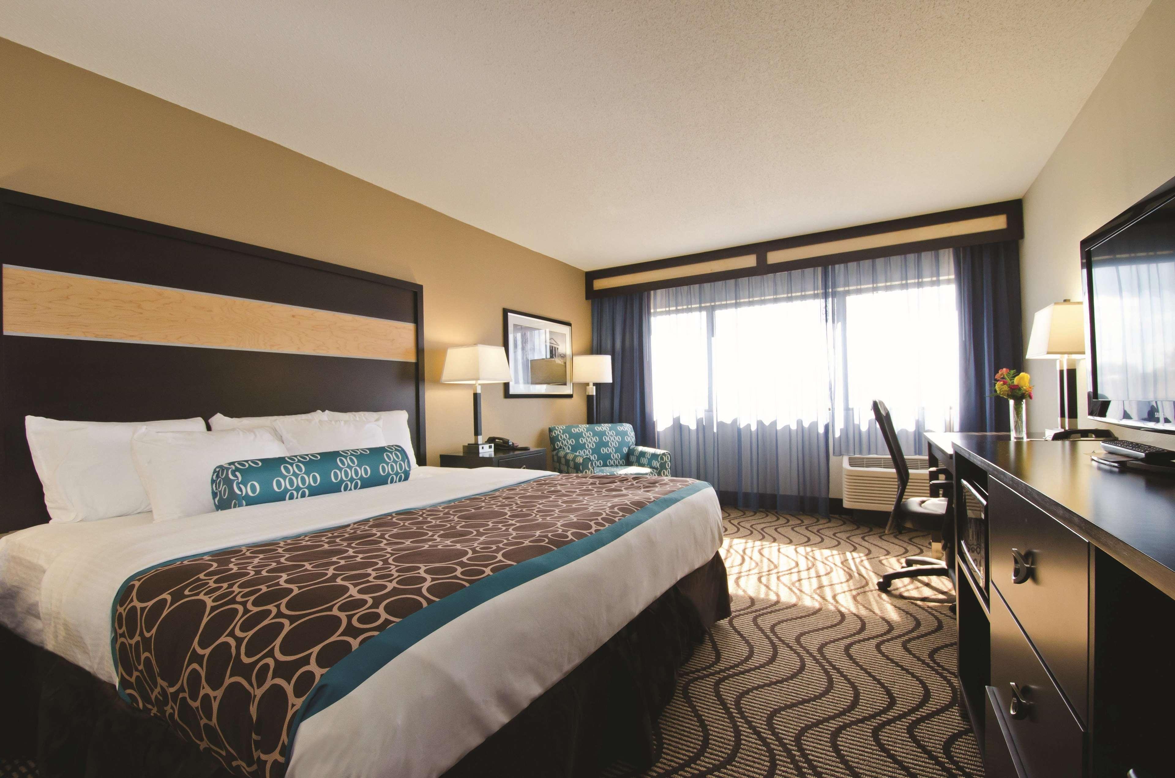 La Quinta Inn & Suites By Wyndham Richmond-Midlothian Exterior photo