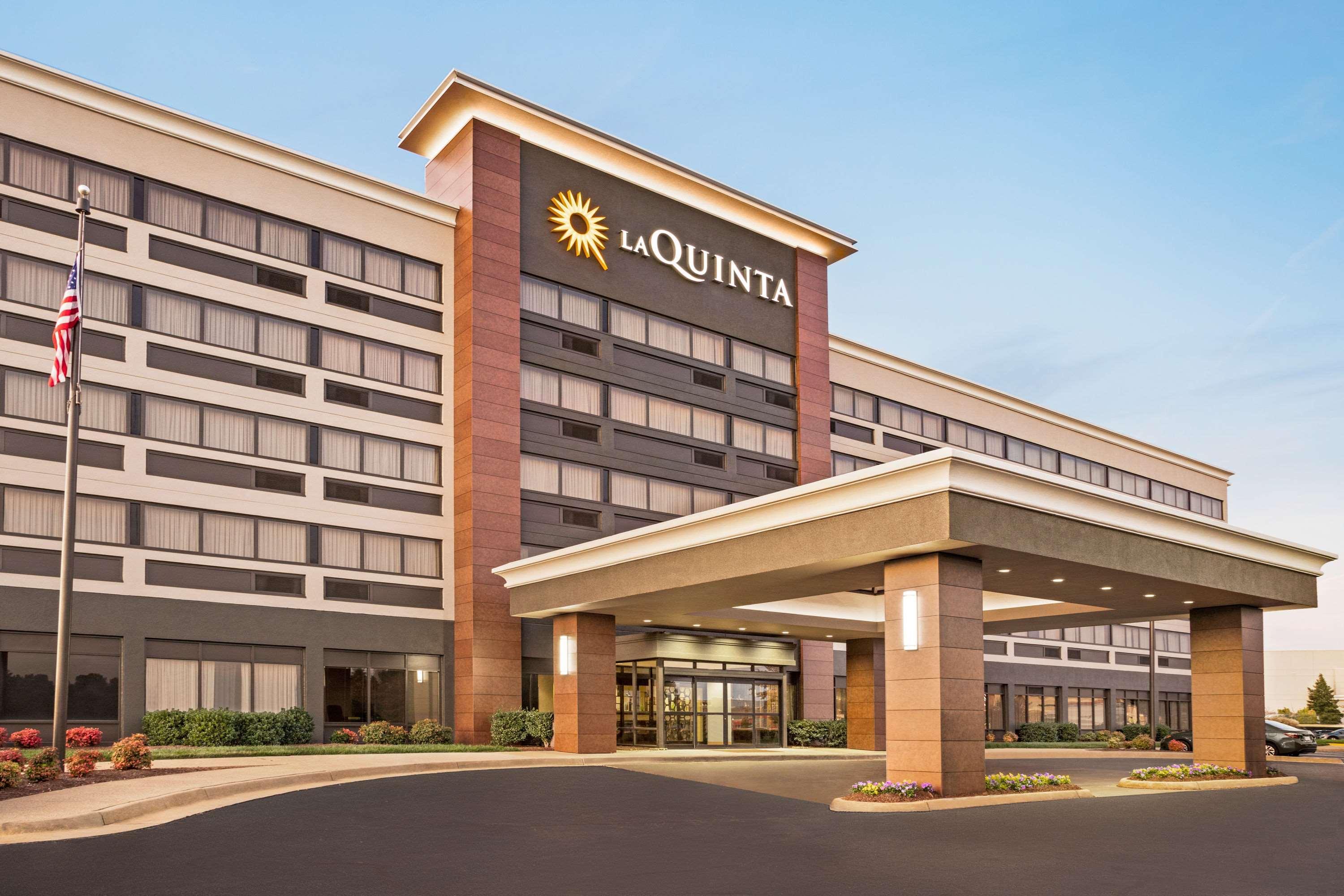 La Quinta Inn & Suites By Wyndham Richmond-Midlothian Exterior photo