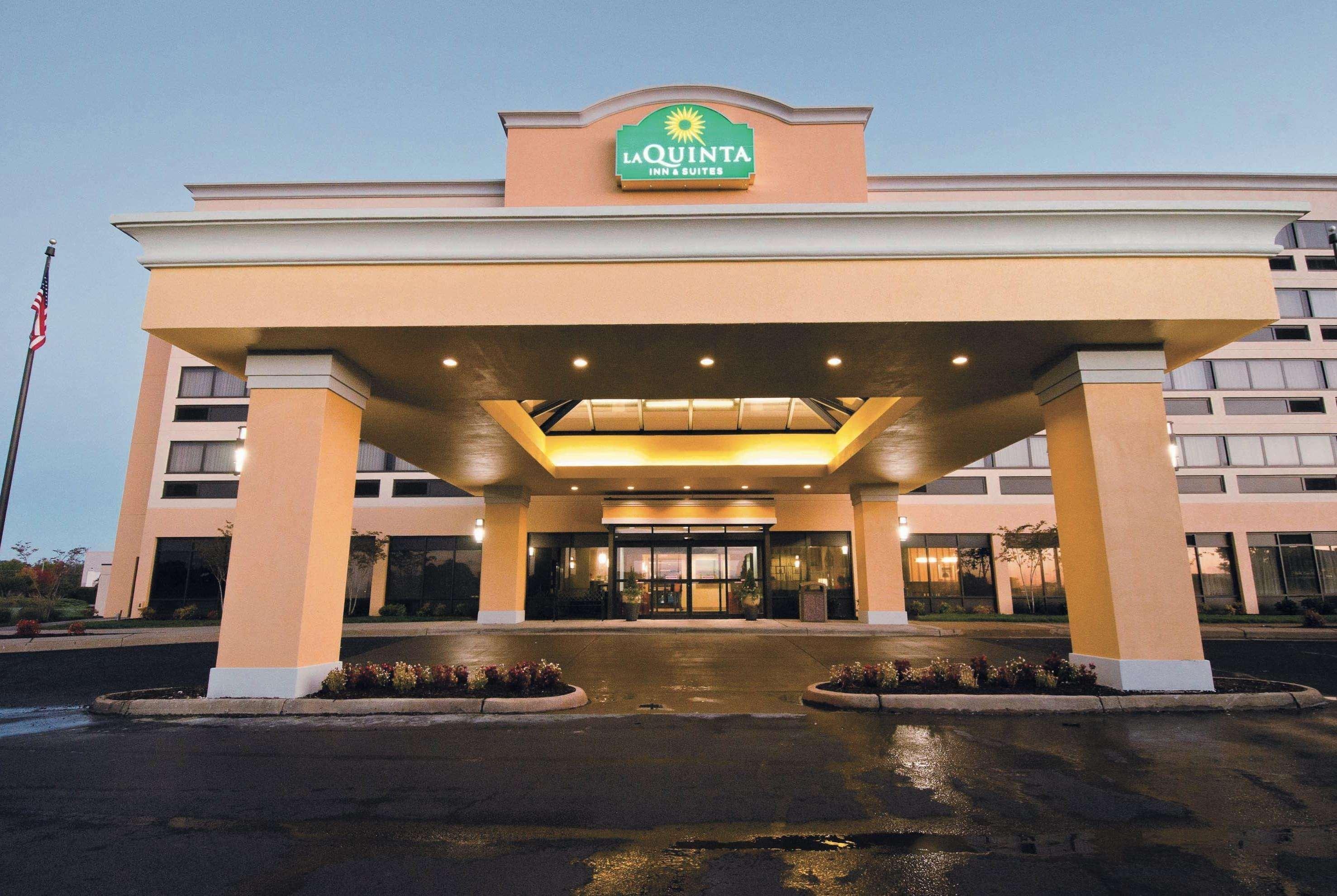 La Quinta Inn & Suites By Wyndham Richmond-Midlothian Exterior photo